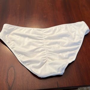 Shade and shore large brand new